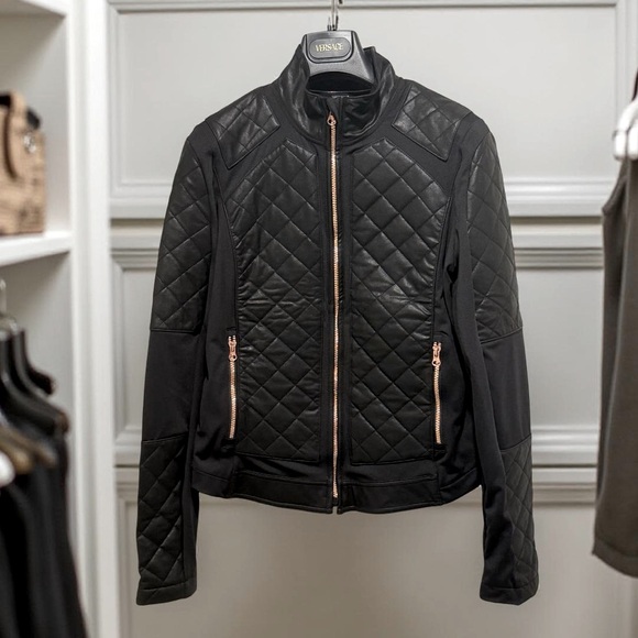 Victoria’s Secret NWOT Size M Black Quilted Faux Leather Bomber Jacket (0562) - Picture 3 of 12